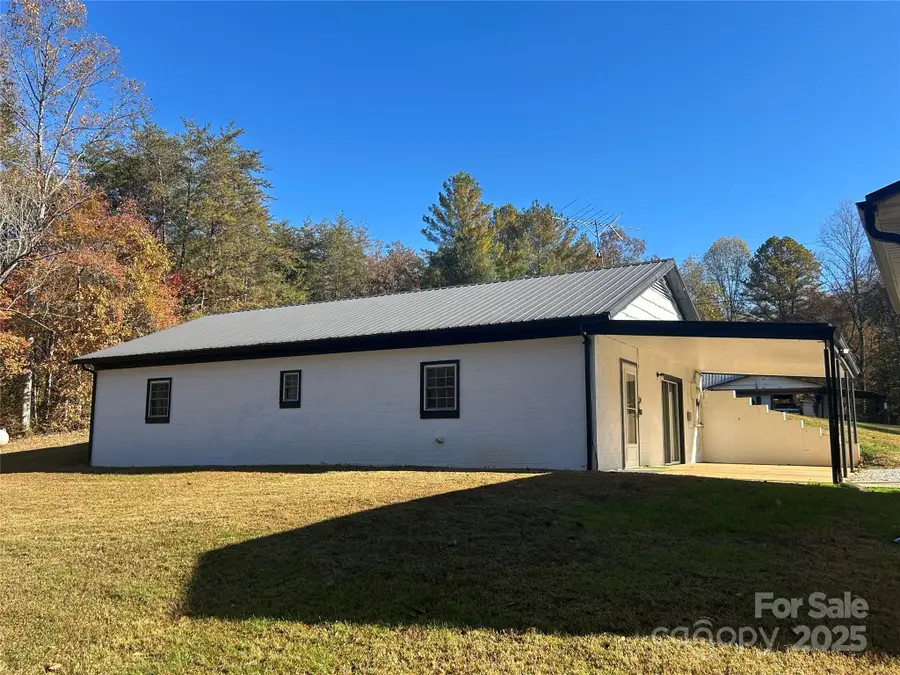 35 Pop Sprinkle Lane, Taylorsville, NC 28681 - Image #2