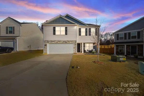 196 Carriage Cove Circle, Mocksville, NC 27028