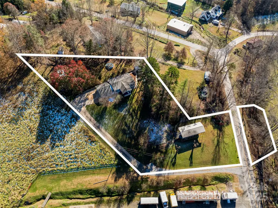 55 Morgan Road, Weaverville, NC 28787 - Image #3