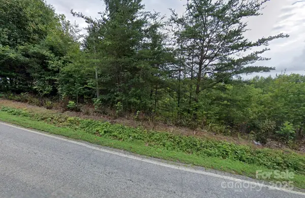 320 N Fairview Drive, Lenoir, NC 28645