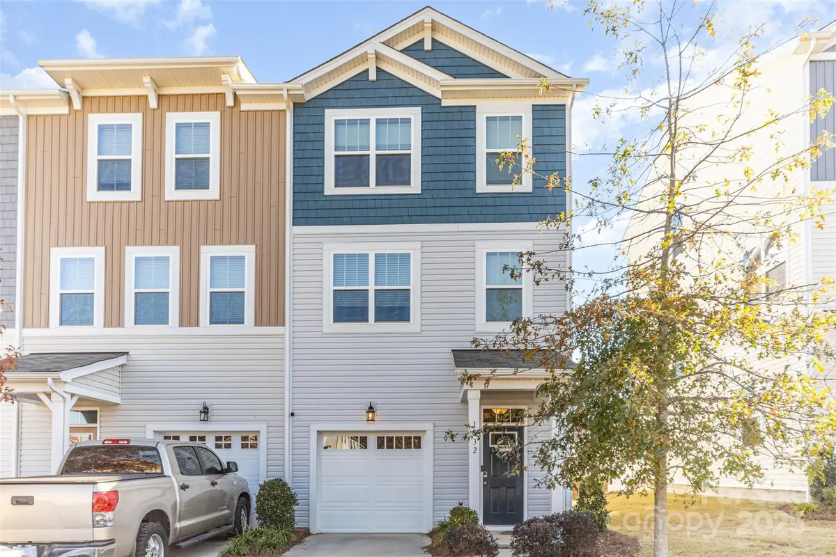 1132 Keydet Drive, Charlotte, NC 28216 - Image #1