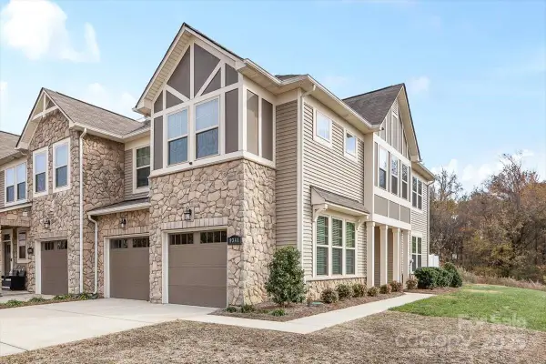 9341 Glenburn Lane, Charlotte, NC 28278