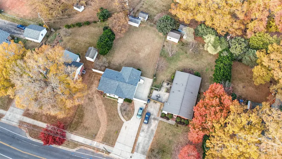 319 Scaleybark Drive, Charlotte, NC 28209 - Image #3