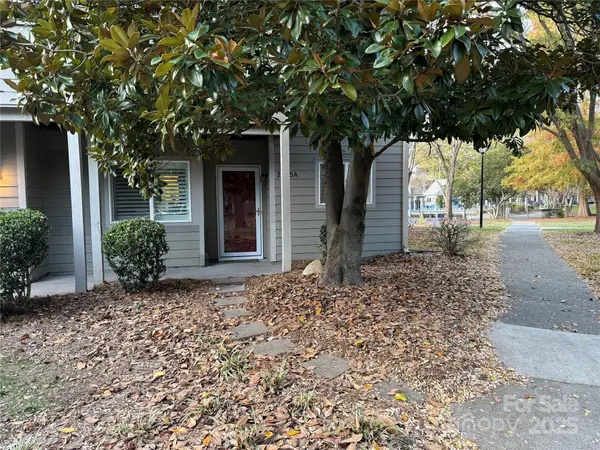 2525 A Stockbridge Drive, Charlotte, NC 28210