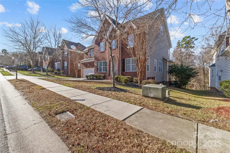 3214 Grandeur Road, Charlotte, NC 28269 - Image #2