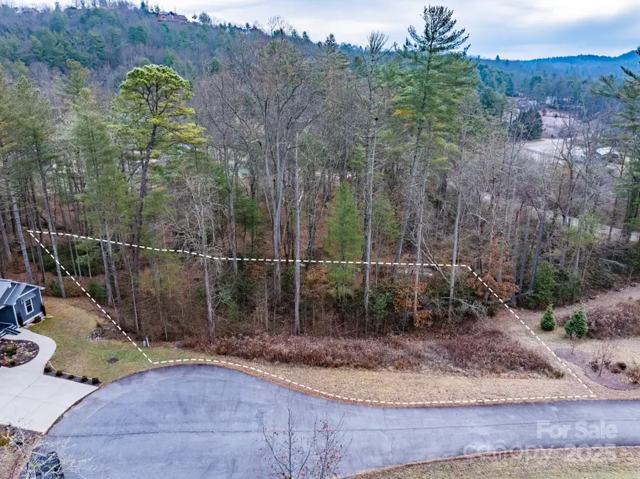 62 Crystal Cove Drive #4, Hendersonville, NC 28739 - Image #3