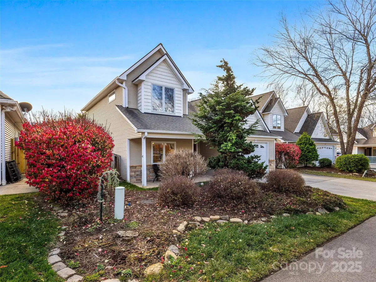 34 Beekeeper Trail, Swannanoa, NC 28778 - Image #1