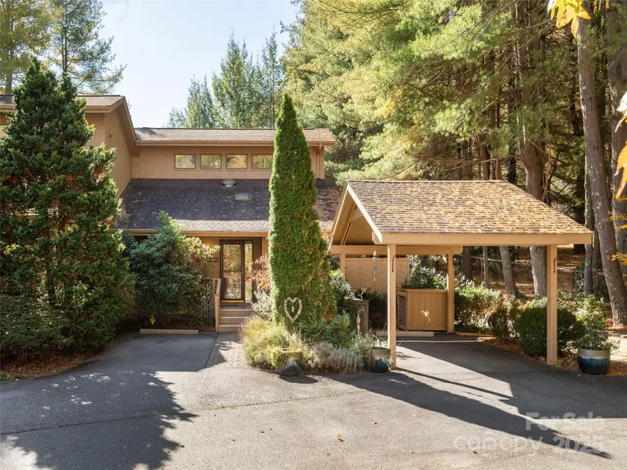 604 Spanish Oak Lane, Hendersonville, NC 28791 - Image #2