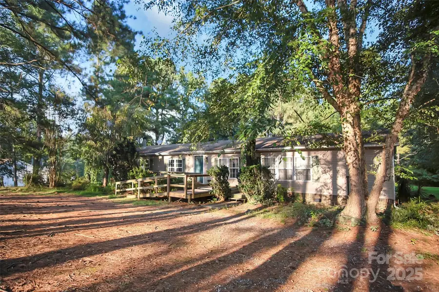 122 Cicero Lane, Lawndale, NC 28090 - Image #2