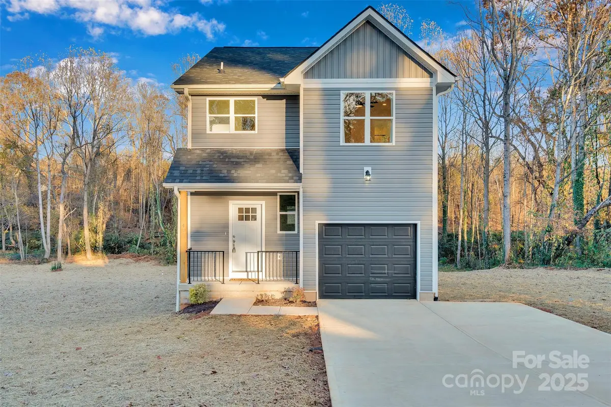 417 Central Drive, Statesville, NC 28677 - Image #1