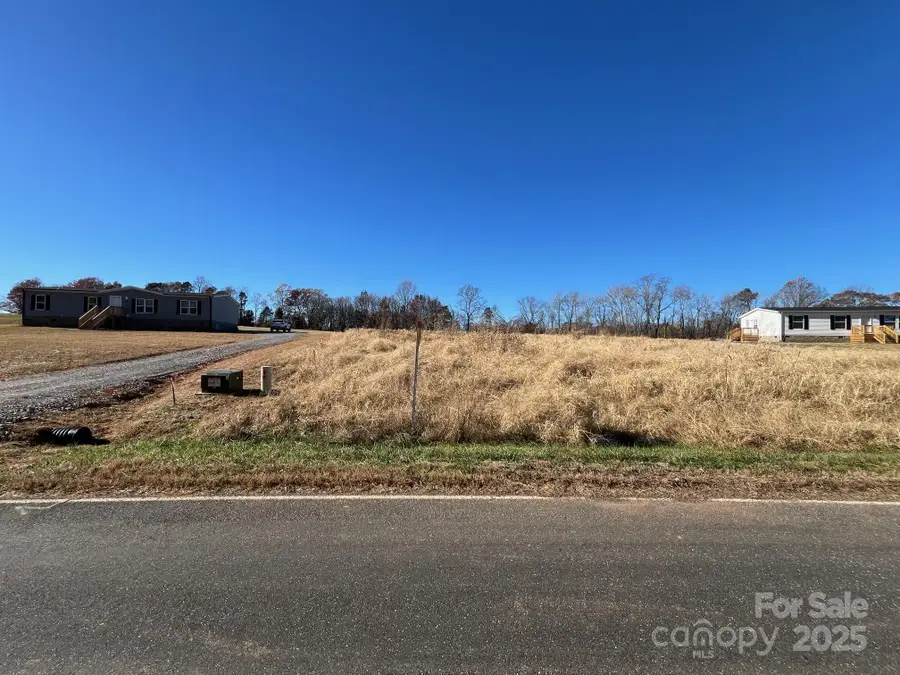 497 Eagle Mills Road #4, Hamptonville, NC 27020 - Image #3