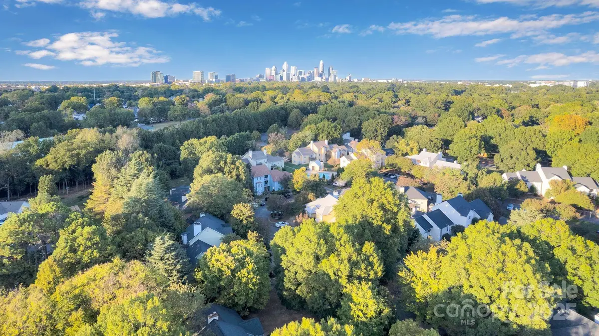 3300 Selwyn Farms Lane, Charlotte, NC 28209 - Image #1