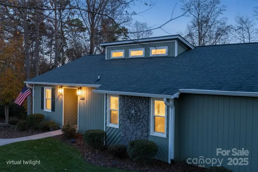 5979 Gold Creek Estate Drive, Hickory, NC 28601 - Image #2