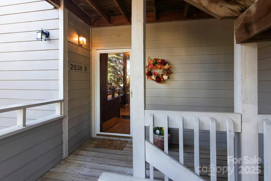2536 Stradbrook Drive #B, Charlotte, NC 28210 - Image #2