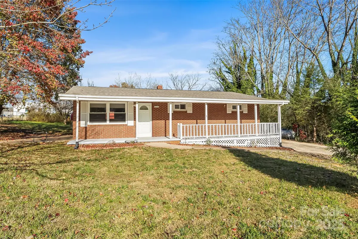 1222 Old North Road Nw, Lenoir, NC 28645 - Image #1