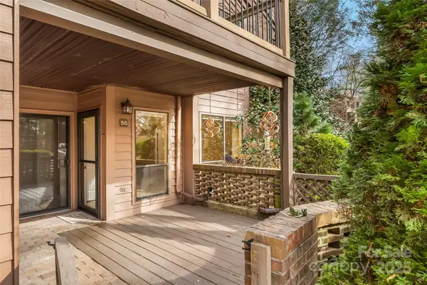 55 Ravencroft Lane, Asheville, NC 28803