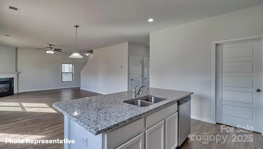 325 Mary Locke Way, Statesville, NC 28677 - Image #3