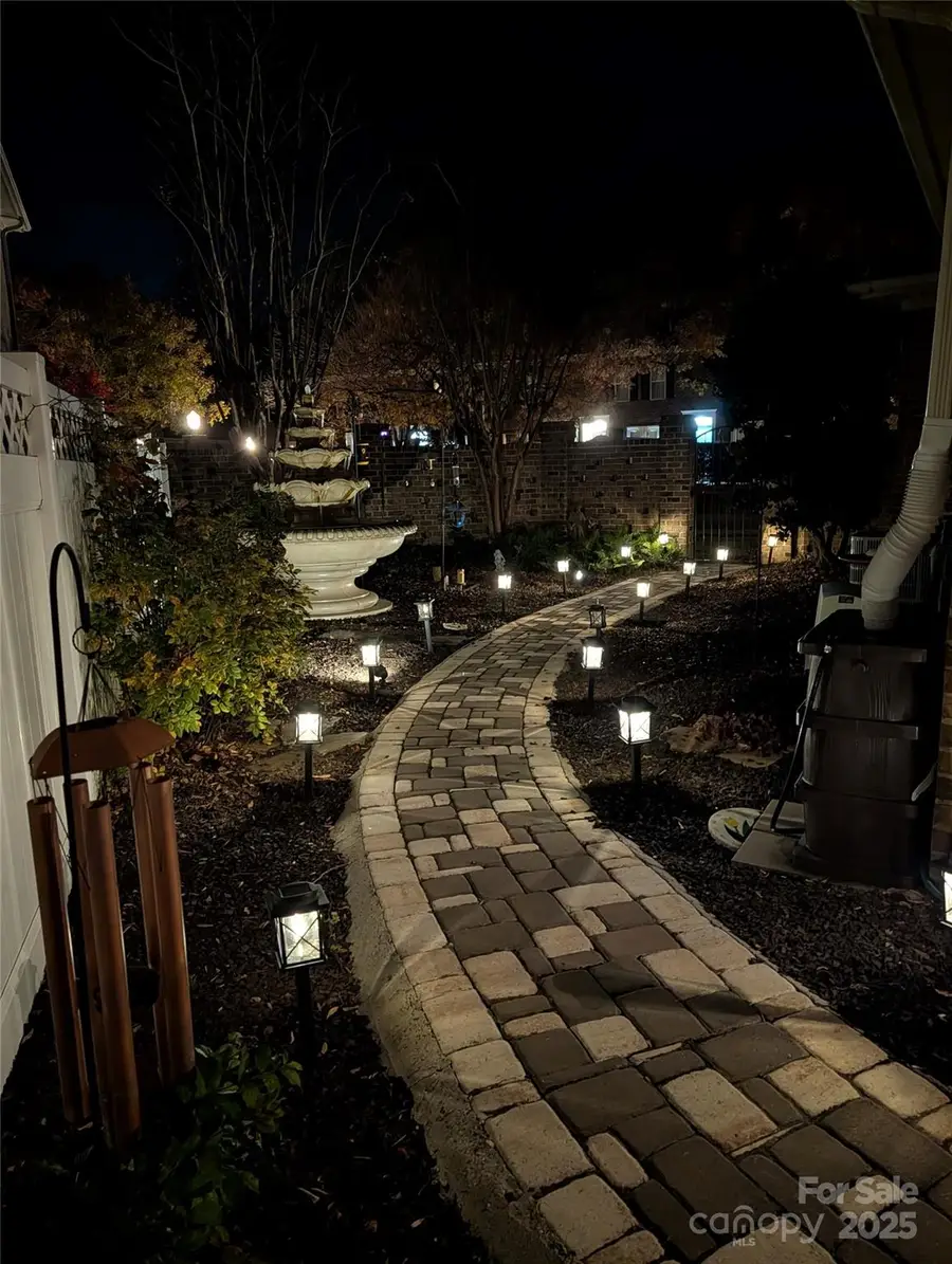 5993 Village Drive Nw, Concord, NC 28027 - Image #2