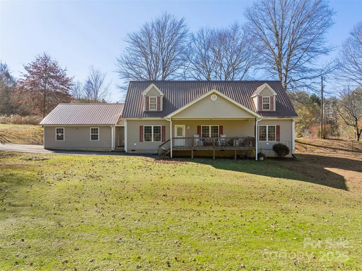 70 Pierce Elders Road, Whittier, NC 28789 - Image #1