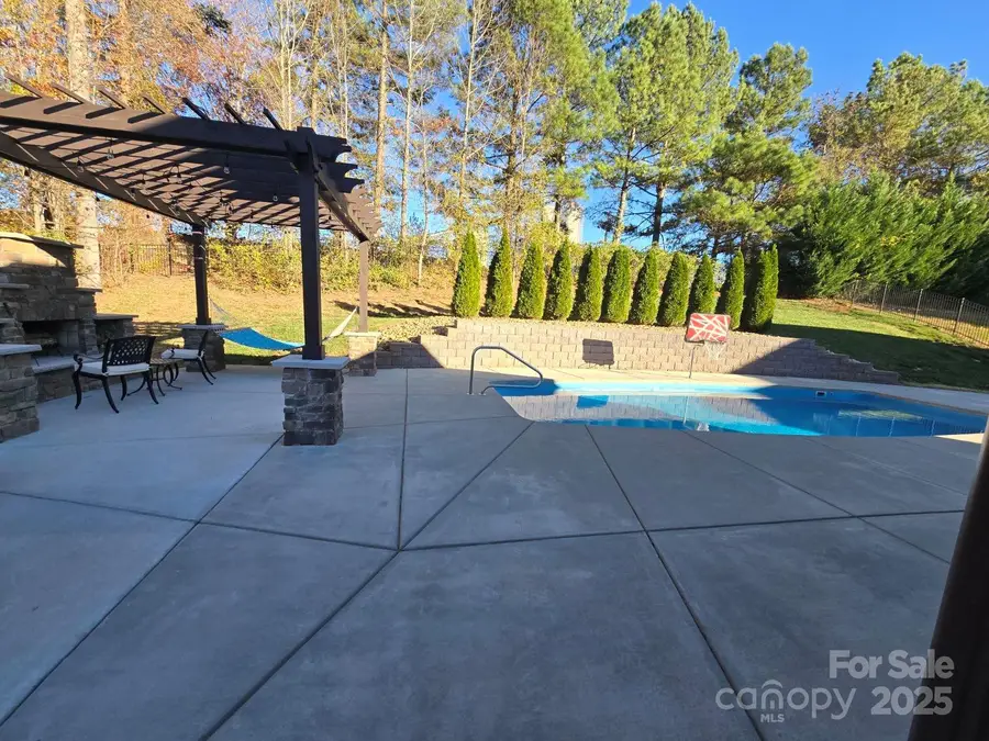 4018 Halyard Drive, Denver, NC 28037 - Image #2