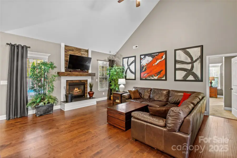 4018 Halyard Drive, Denver, NC 28037 - Image #3