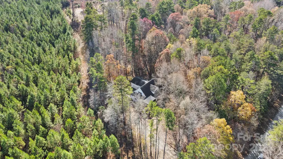 9158 Vagabond Road, Charlotte, NC 28227 - Image #2