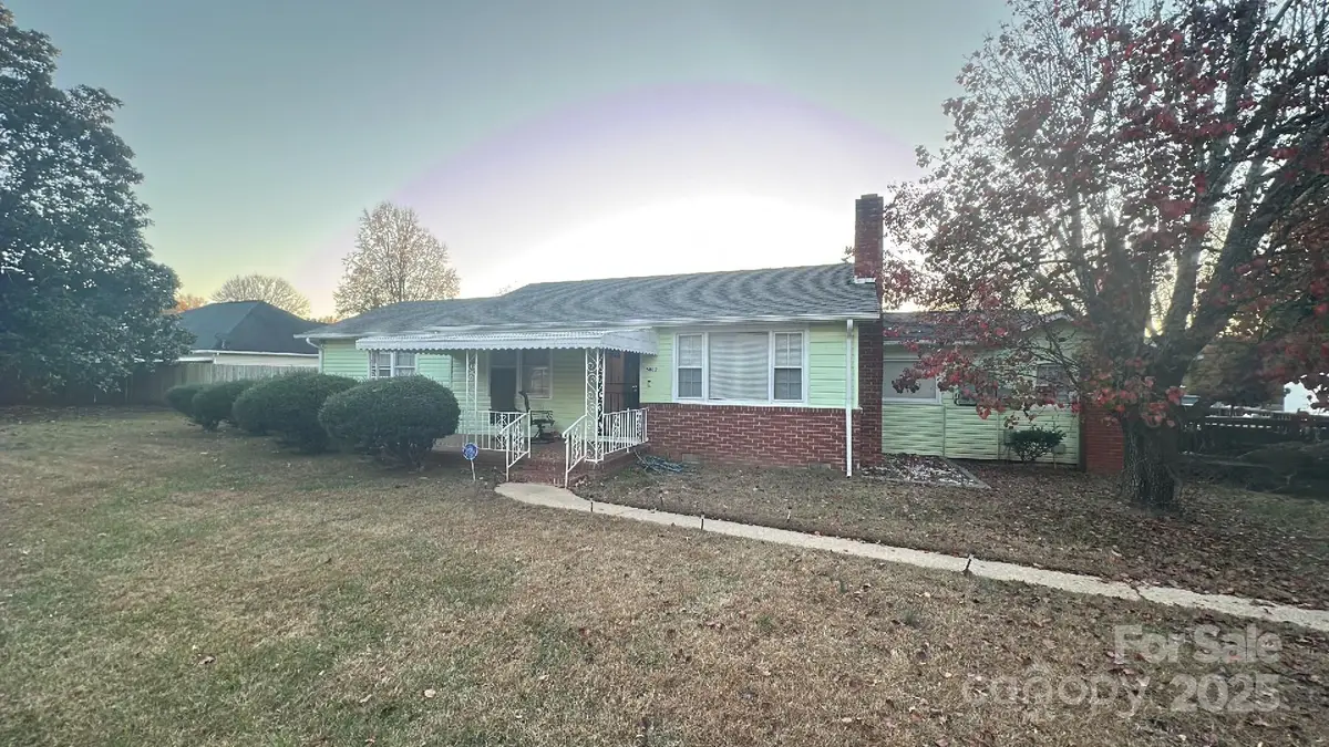 5817 Old Plank Road, Charlotte, NC 28216 - Image #1