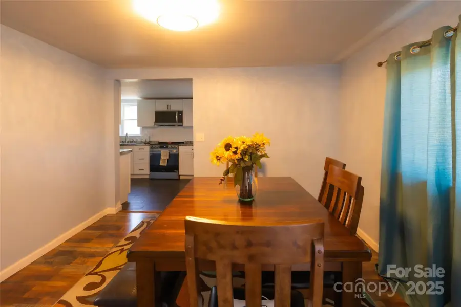 129 Lakeview Drive, Blacksburg, SC 29702 - Image #3