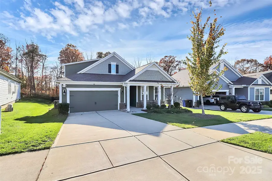 163 Hanks Bluff Drive, Mooresville, NC 28117 - Image #2