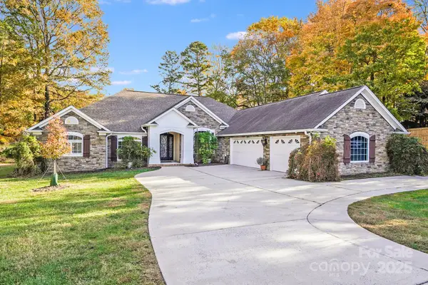 5329 Kuykendall Road, Charlotte, NC 28270