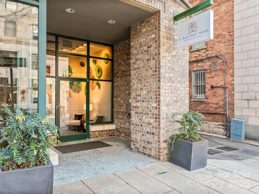21 Battery Park Avenue #702, Asheville, NC 28801 - Image #2