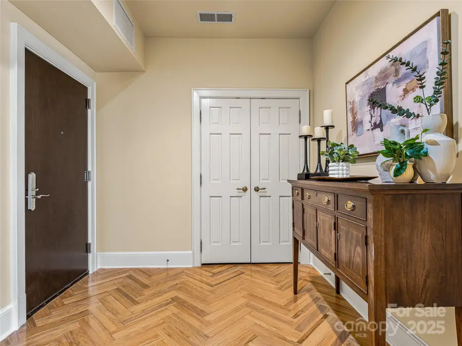 21 Battery Park Avenue #702, Asheville, NC 28801 - Image #3