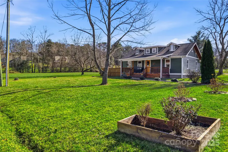 39 W Haven Drive, Arden, NC 28704 - Image #2