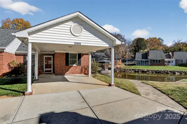 19950 Oak Leaf Circle #19, Cornelius, NC 28031