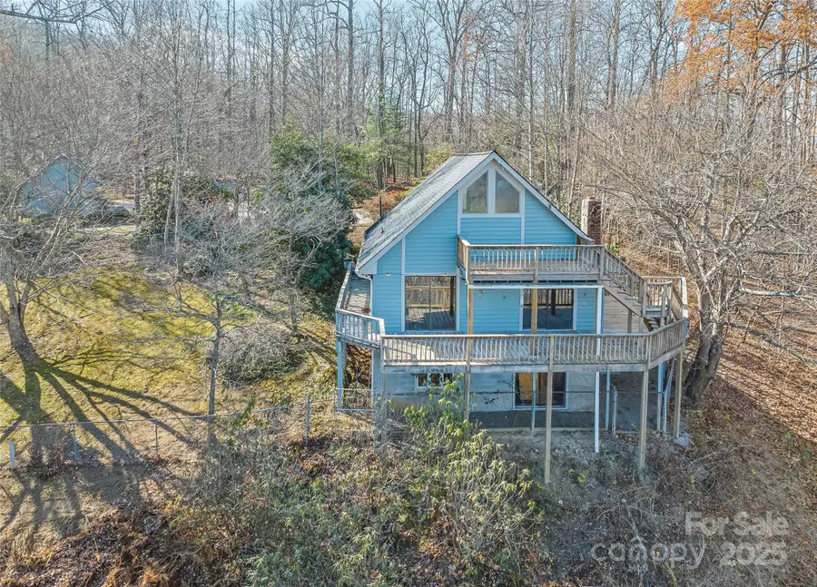 1350 Davis Mountain Road, Hendersonville, NC 28739 - Image #2