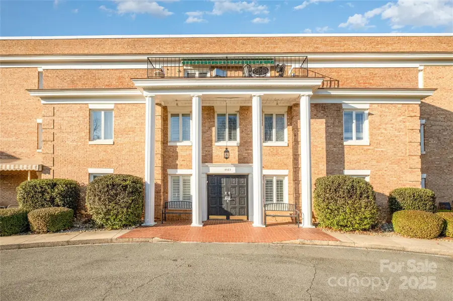 4527 Gaynor Road #303, Charlotte, NC 28211 - Image #2