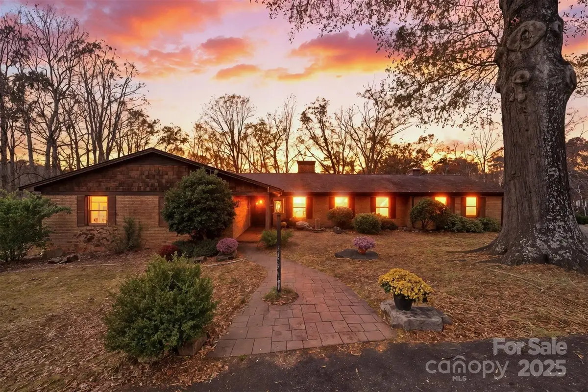 219 Settlemyre Road, Morganton, NC 28655 - Image #1