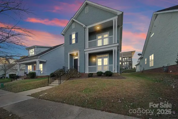 136 E Morehouse Avenue, Mooresville, NC 28117