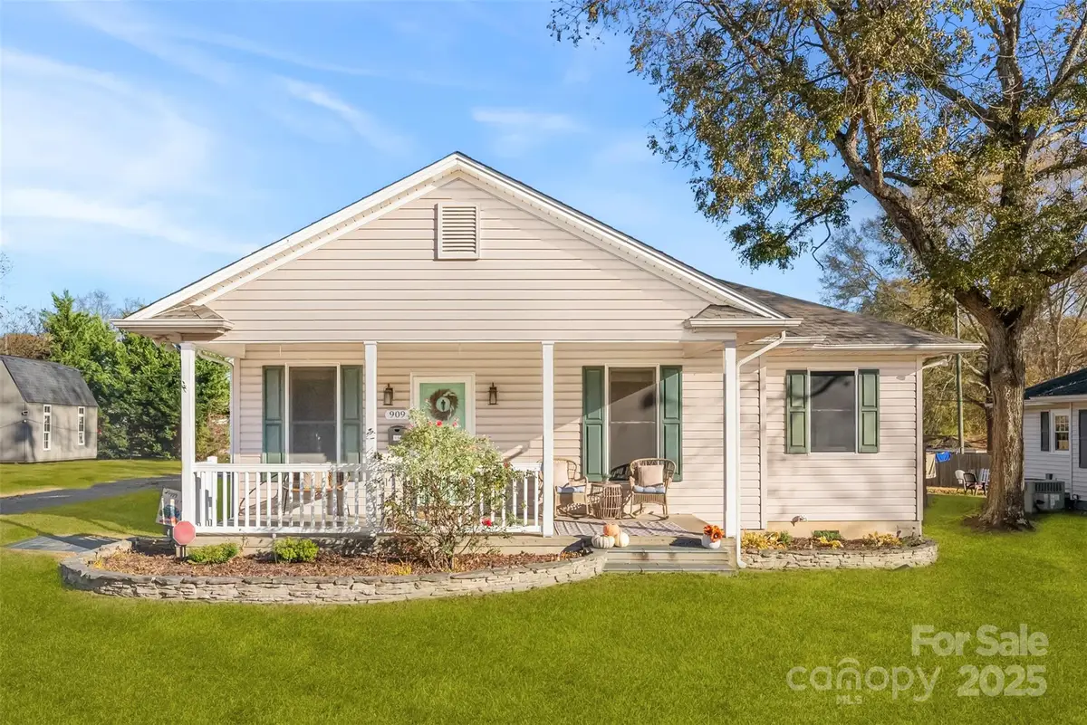 909 S Main Street, Clover, SC 29710 - Image #1