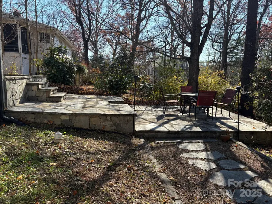 114 Broadway Avenue, Tryon, NC 28782 - Image #3