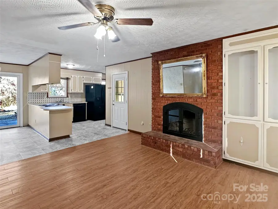 1451 Meandering Lane, Lincolnton, NC 28092 - Image #3