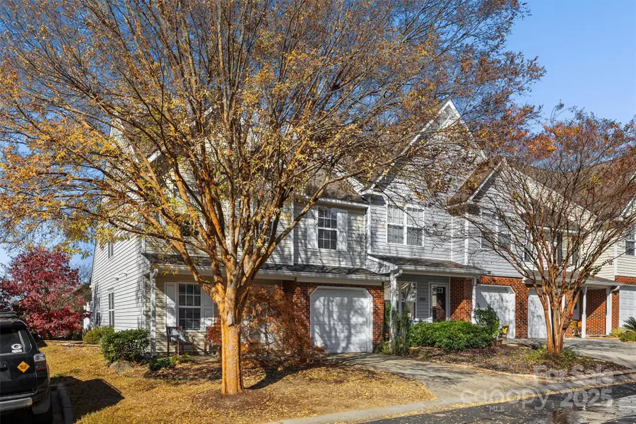 809 Rock Lake Glen, Fort Mill, SC 29715 - Image #2