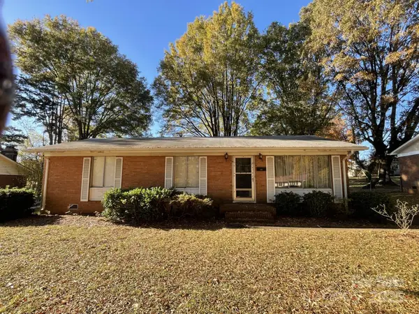 3413 Merrill Place, Charlotte, NC 28216