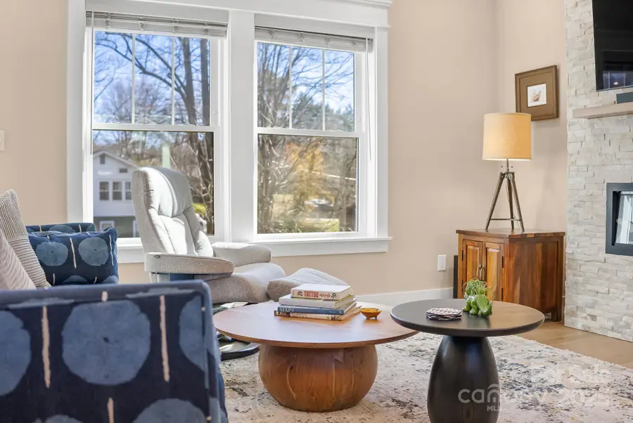 38 Acona Lane, Asheville, NC 28803 - Image #2