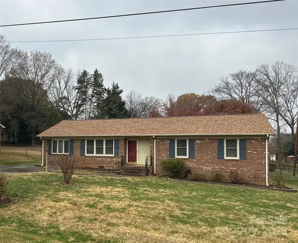 217 Ridge Drive, Harrisburg, NC 28075