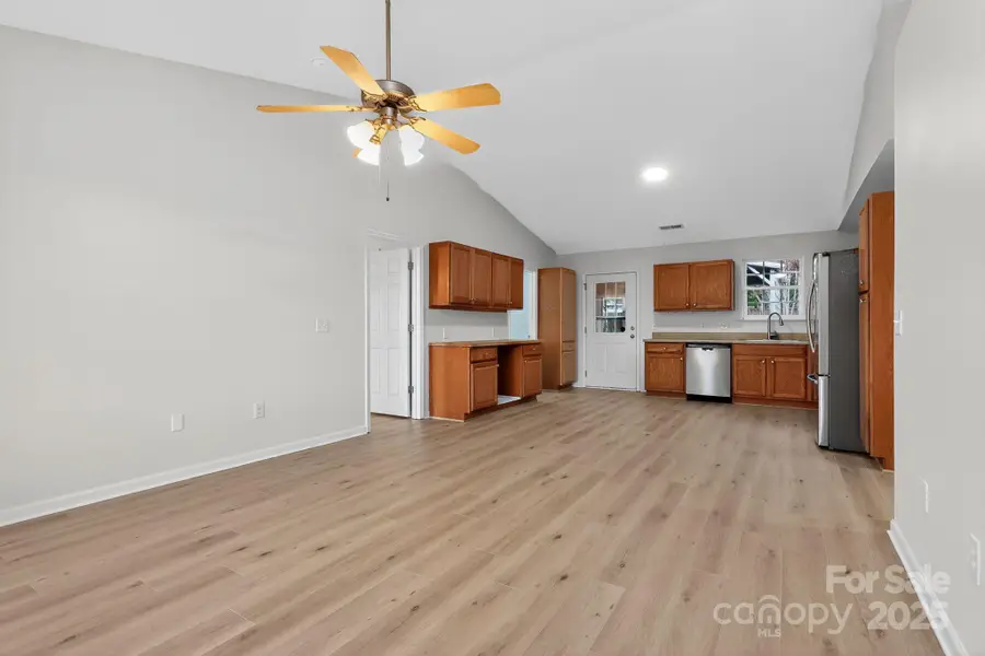 768 Cannonsburg Drive, Duncan, SC 29334 - Image #3