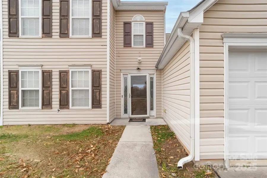 10338 Covingtonwood Drive, Charlotte, NC 28214 - Image #3