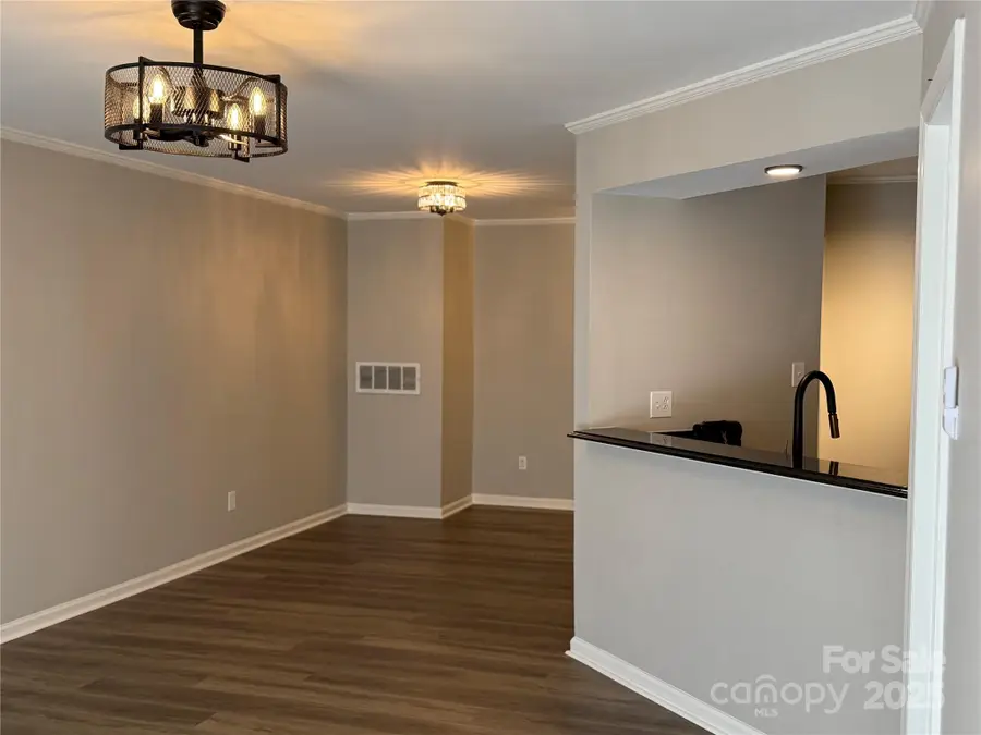 2520 Stradbrook Drive, Charlotte, NC 28210 - Image #3