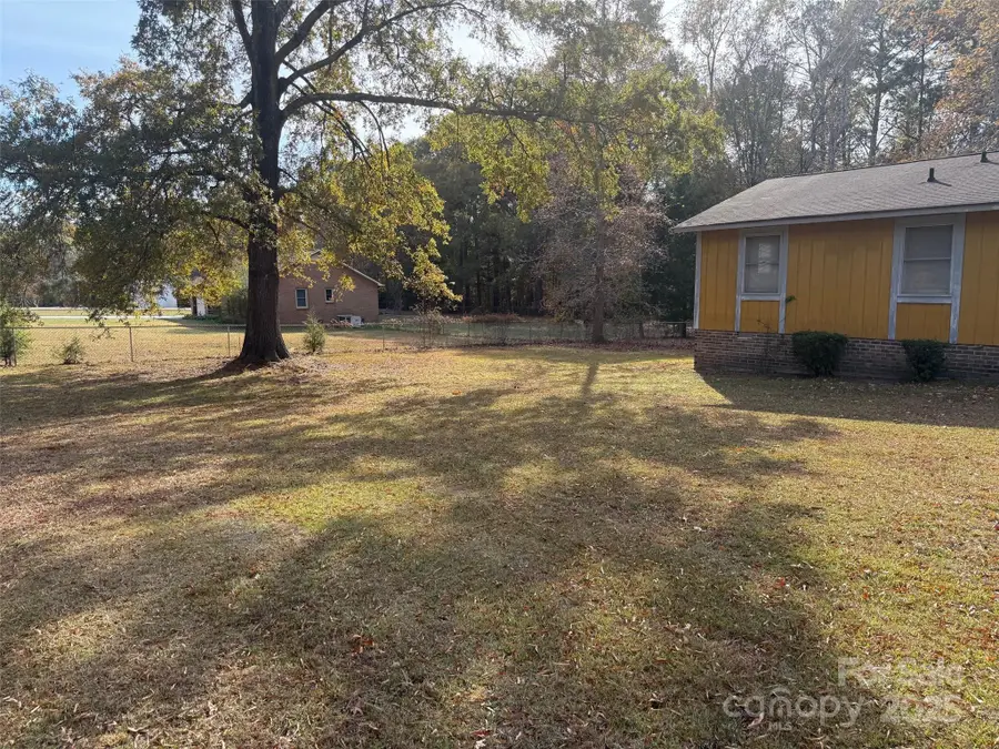 2908 Woodland Hill Way, Lancaster, SC 29720 - Image #3