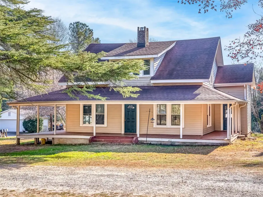 411 Walker Street, Columbus, NC 28722 - Image #2